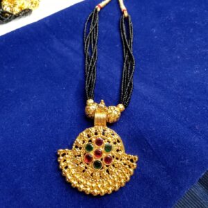 Short mangalsutra