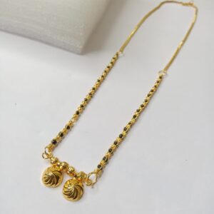 Short mangalsutra