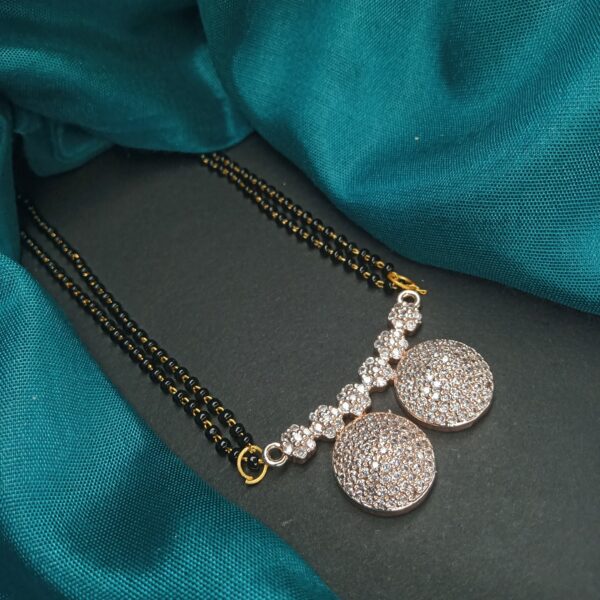 diamond wati mangalsutra