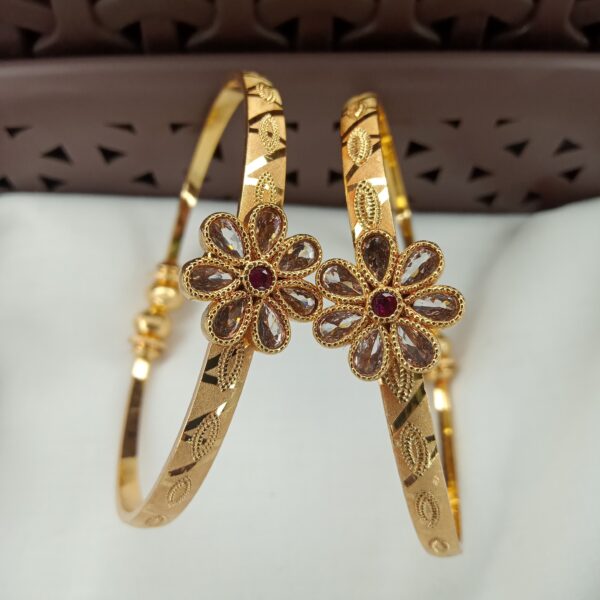 flower free size bangles